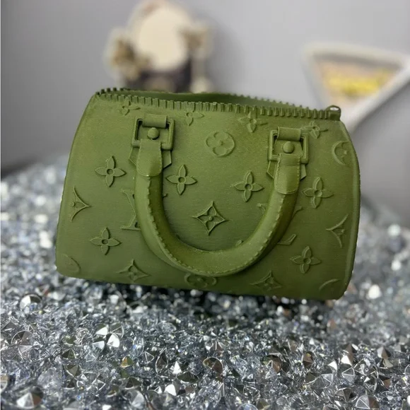 Elegant Designer inspired vase - Picture 4 of 16